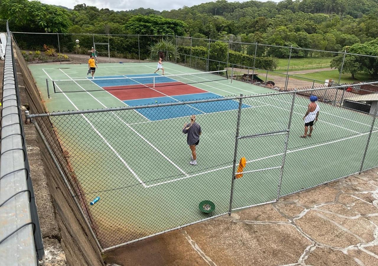 Sunshine Coast Retreat Your Own Private Golf Course Apartment Diddillibah